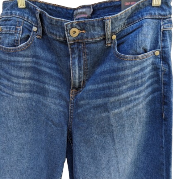 Torrid Cropped High Rise Wide Leg Jeans - Picture 4 of 10